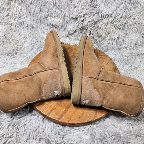 Ugg Australia Classic Short Women Size 7 Tan Sheepskin Winter Pull On Boots 5825 - Picture 11 of 12